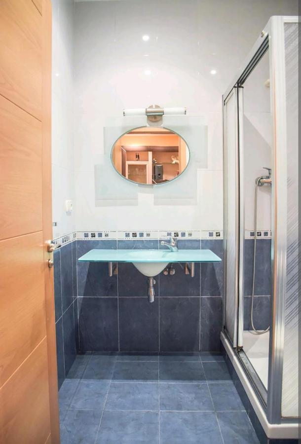 Casa Naranja - Centrally Located, Spacious, Unique Apartament