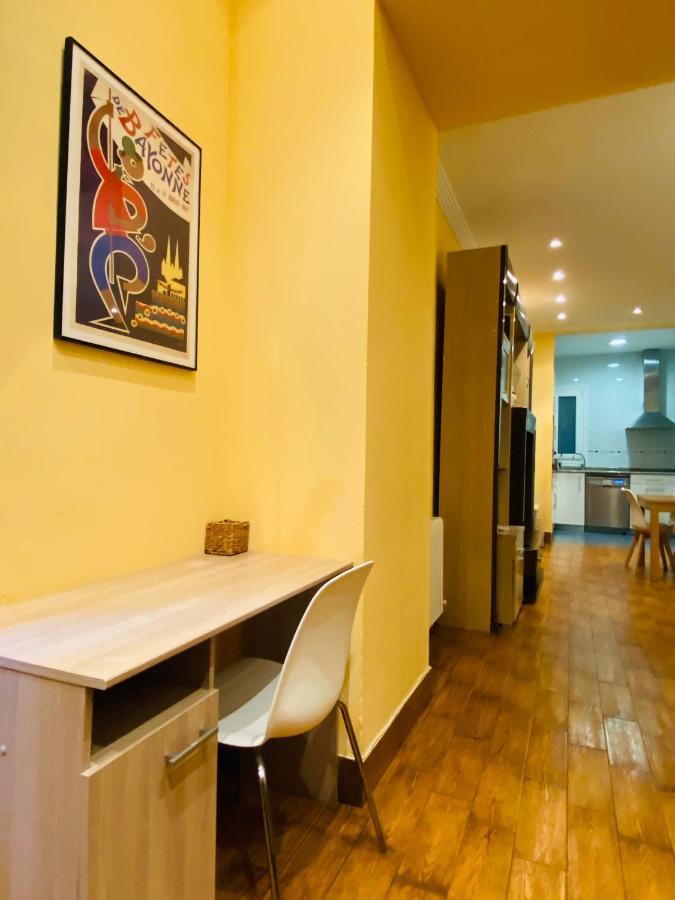 Casa Naranja - Centrally Located, Spacious, Unique Apartament